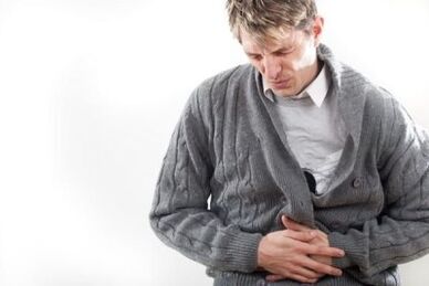 La douleur chez un homme souffrant de prostatite